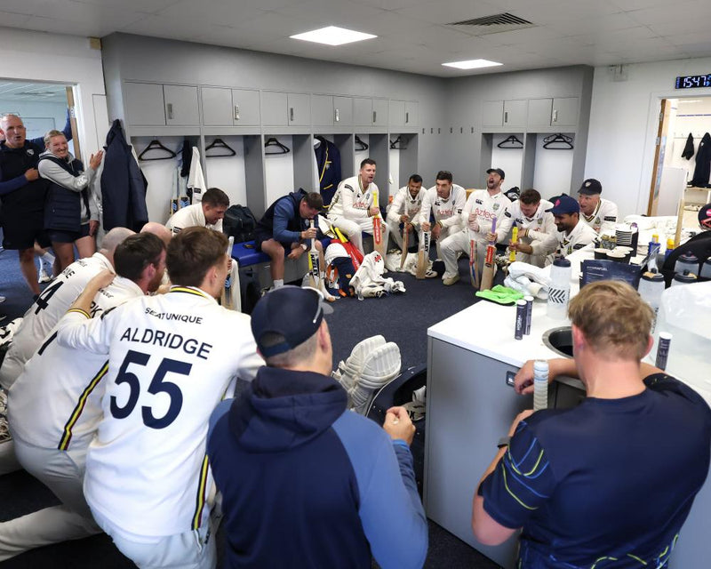 County Championship Cricket Day Two: Live Updates and Analysis