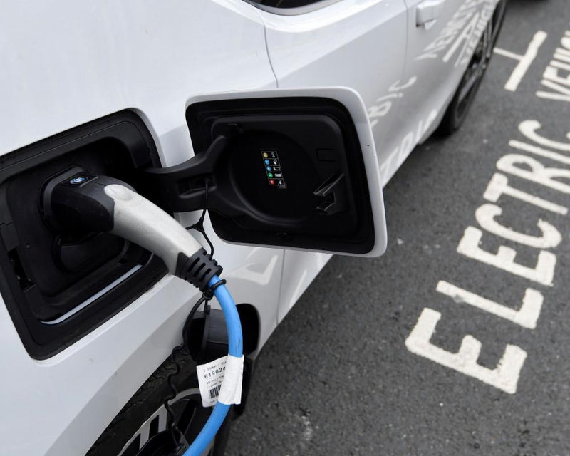 Secondhand EV Leasing Surges 170% as UK Drivers Cut Costs