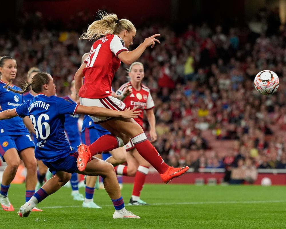 Arsenal Rescue Point vs Manchester United in WSL Thriller