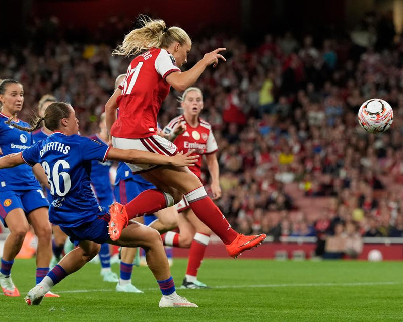 Arsenal Rescue Point vs Manchester United in WSL Thriller