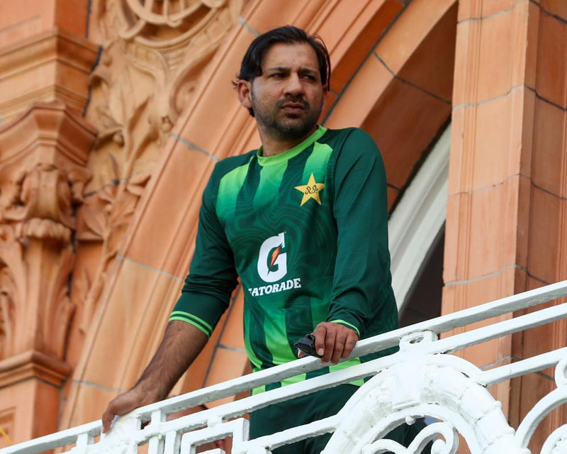 Pakistan Sack Coach Sarfaraz Ahmed and Send Seven Players Home