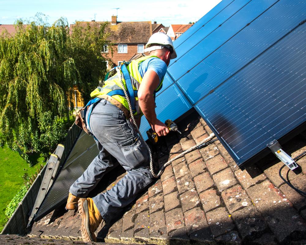 UK Warm Home Loans: Fund Solar Panels and Heat Pumps