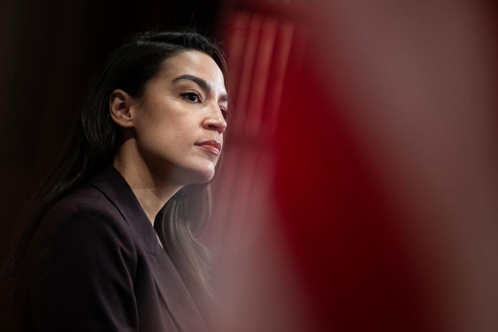 AOC Egg Freezing: Doctors Weigh In on Ethics and Criticism