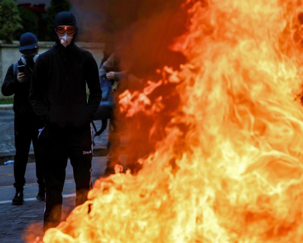 Albania Imposes $6,000 Fine on Protesters in Violent Demonstrations