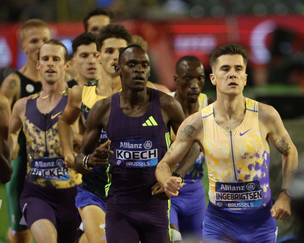 Ingebrigtsen's Apology and Cowardice Accusation in 1500m Drama