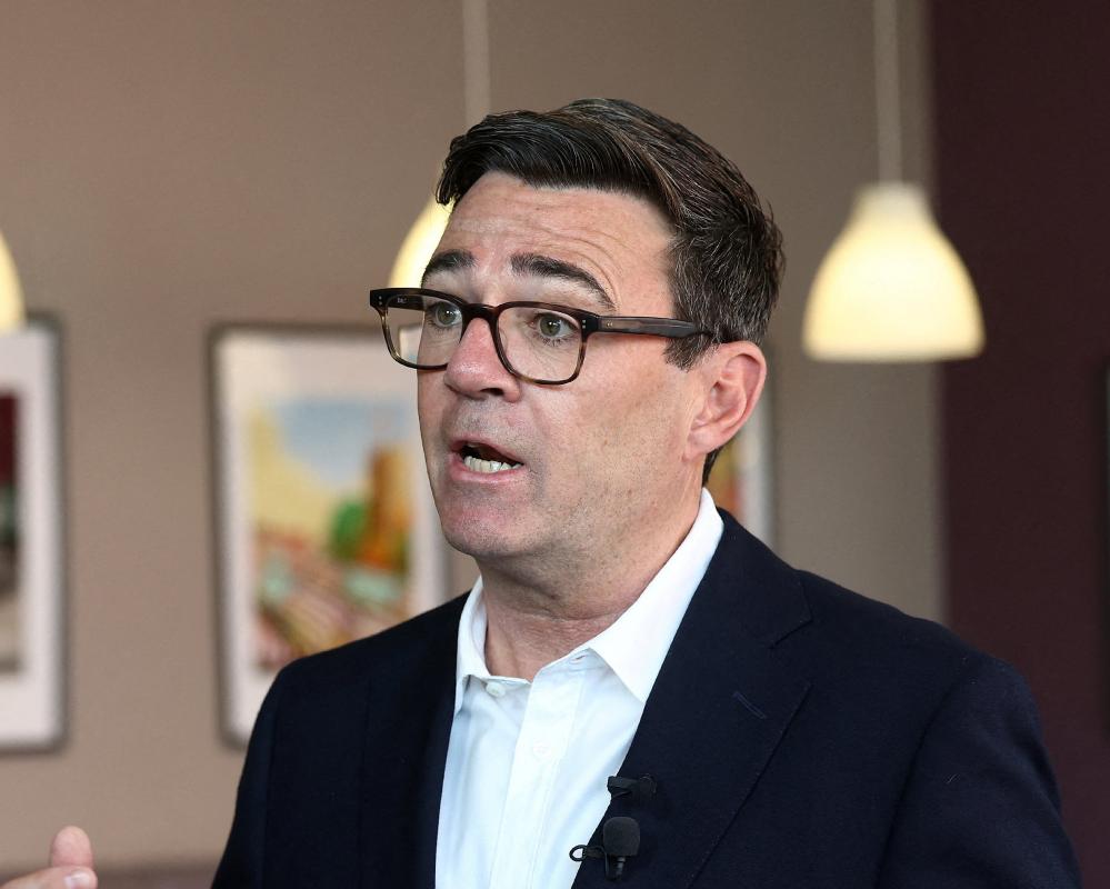 Andy Burnham Hosts Entrepreneurs at No 10 for Growth
