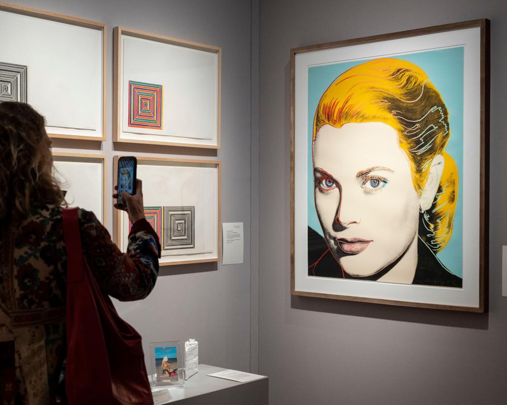 Art Dealer Sentenced to Nearly 4 Years for Selling Forged Warhols