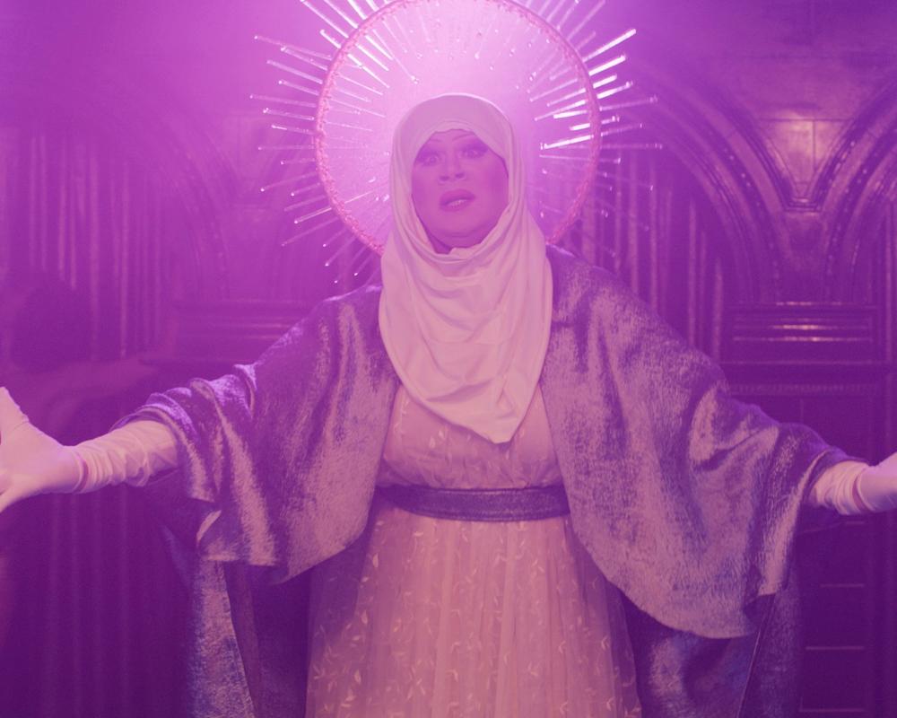 Queens of the Dead Review: Drag Zombie Comedy Slays with Style