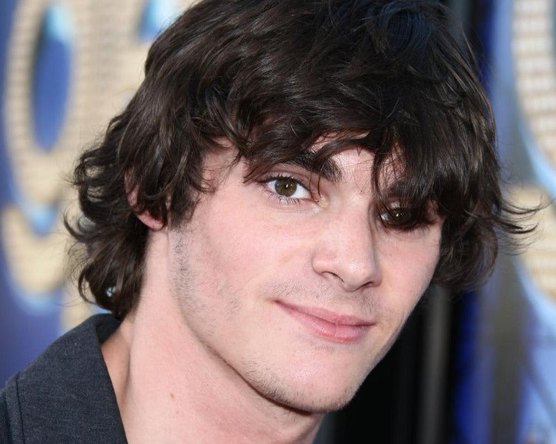 RJ Mitte's Cerebral Palsy Story Highlights Mental Health Struggles