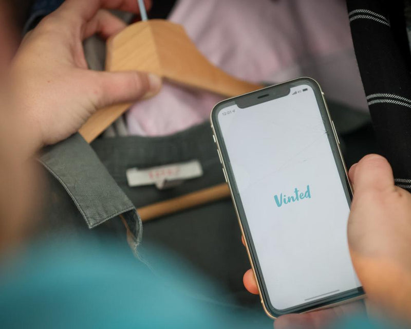 Vinted Sellers Fight Unfair Account Bans and Refund Policies