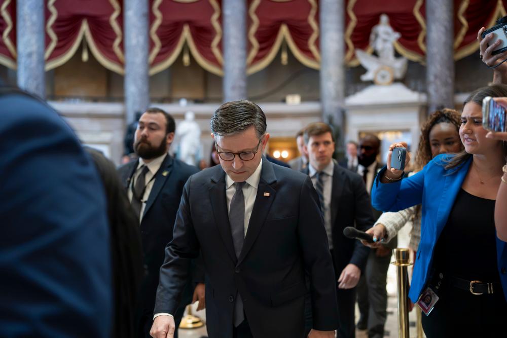 House Republicans Face Losses as War Spending Plan Passes