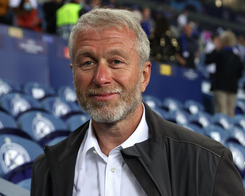 Roman Abramovich Aides Falsified Paperwork to Dodge Tax