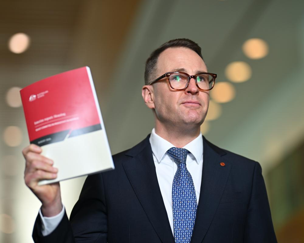 Australia Housing Crisis: Bragg's Substandard Housing Remark Sparks