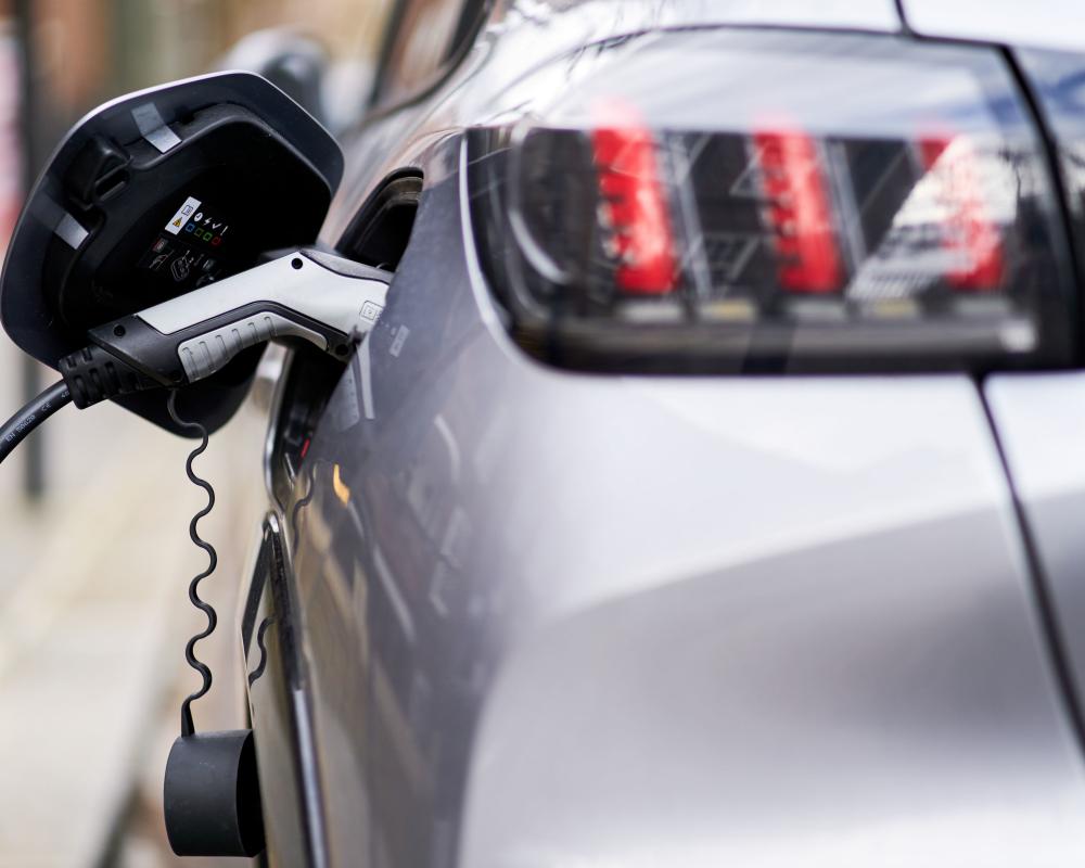 EV Sales Targets Cut: UK's 2030 Mandate Shift