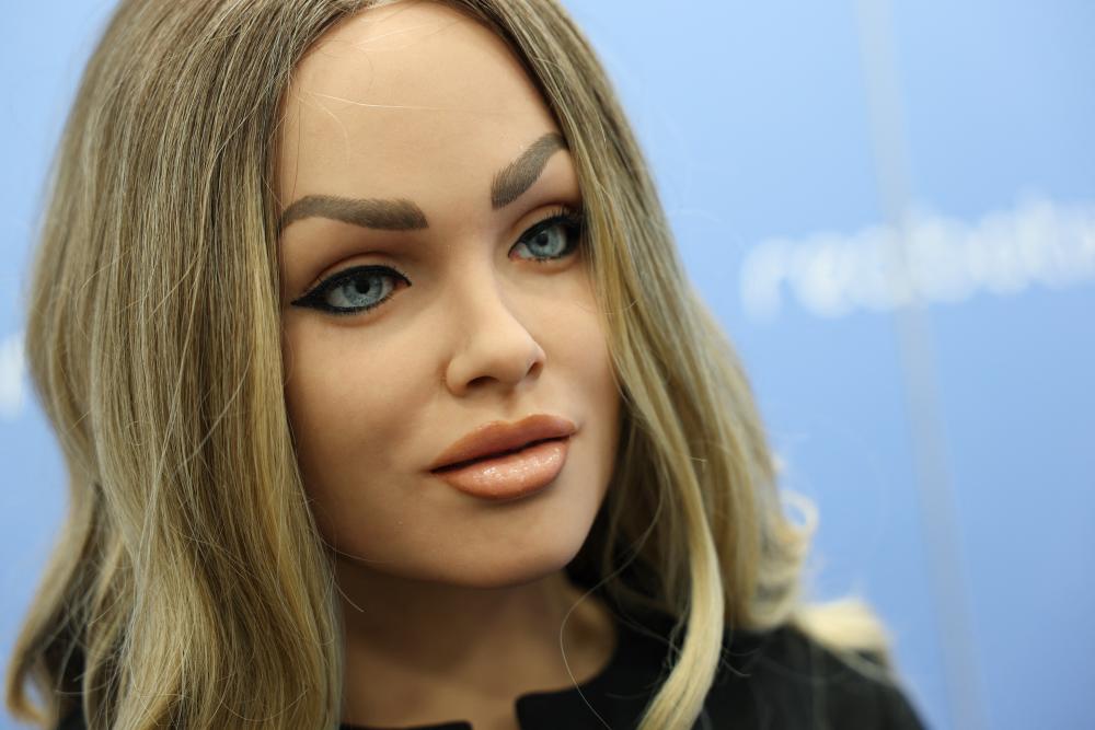 Humanoid Robot in New York High School Sparks Teacher Backlash