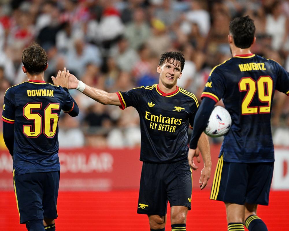 Christos Tzolis Fit for Arsenal Return to Premier League