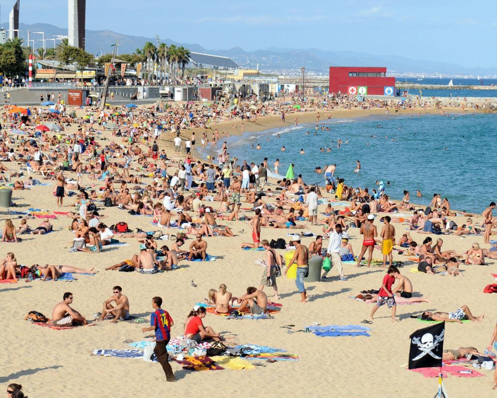 UK Holiday Demand Peaks as Cost of Living Squeeze Bites