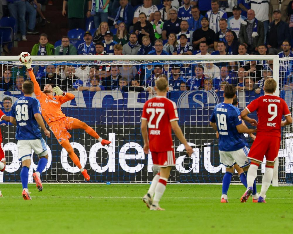 Karius Shines as Schalke Nullify Bayern Munich in Bundesliga Stalemate