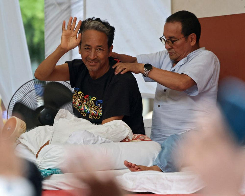 Cockroach Movement Hunger Strike Shakes India's Political Class