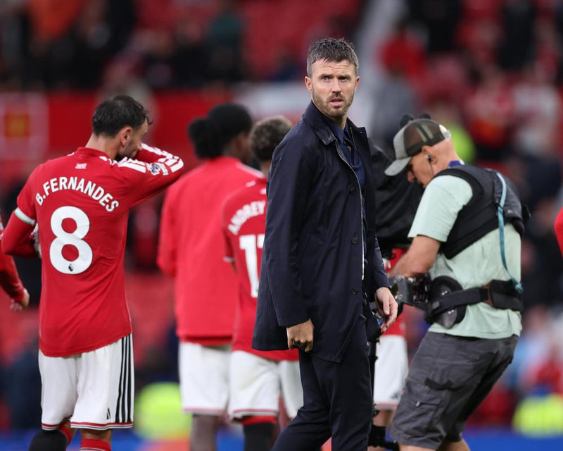 Manchester Derby Fever: United Fans Protest Amid City Clash