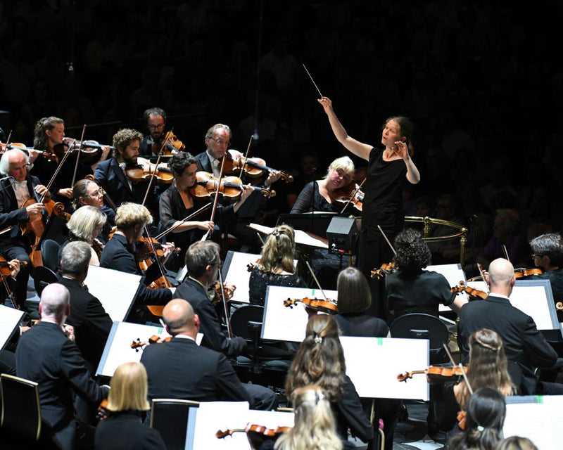 Oslo Philharmonic and Kopatchinskaja Deliver Anarchic Delight at Proms