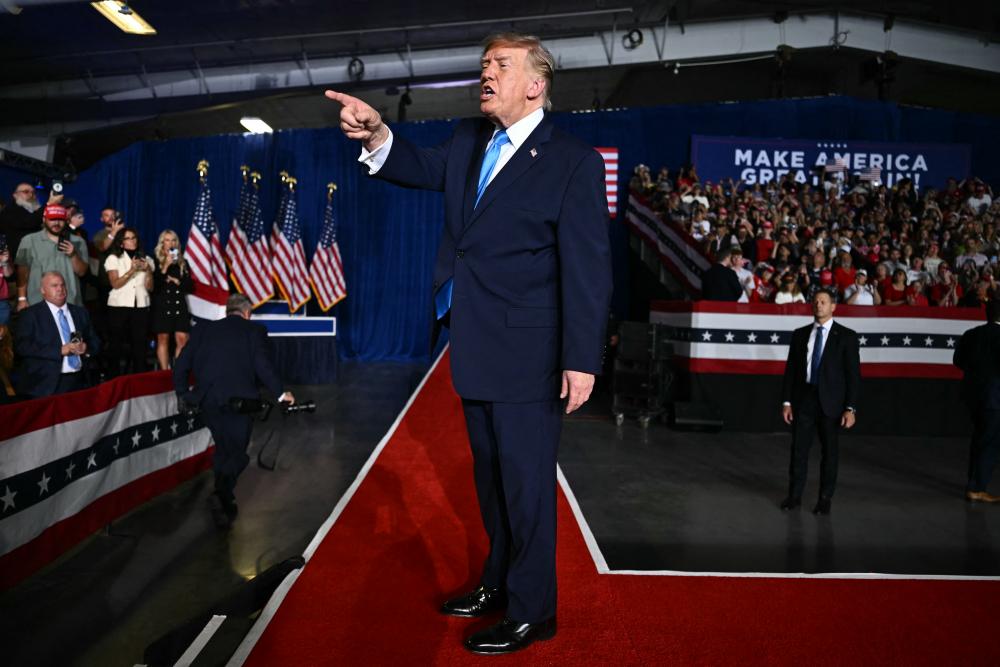 Trump's Iran Comment on LA and San Diego Draws Republican Rebuke