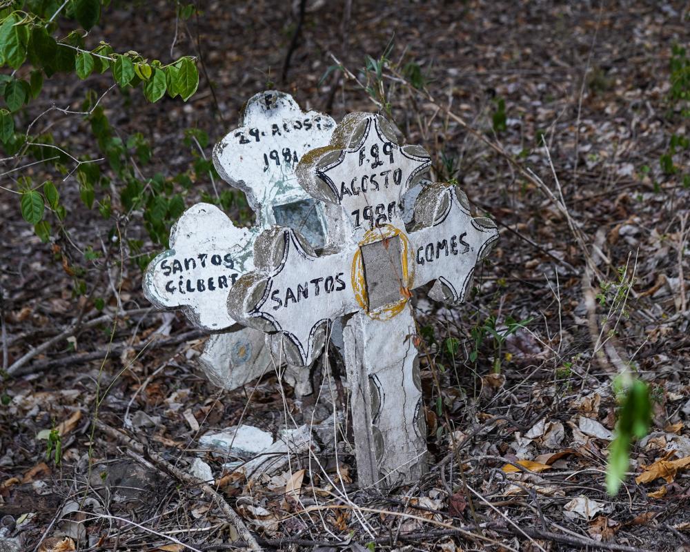 El Salvador civil war death site landfill dispute escalates