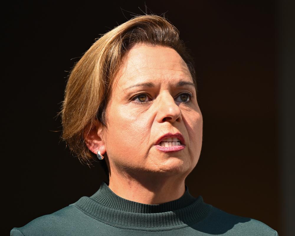 Attorney General Warns Smartglasses Users: Women and Children at