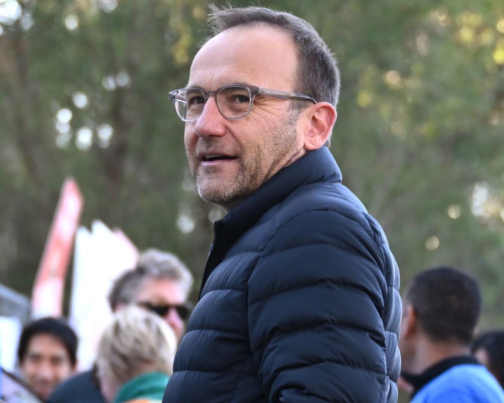 Greens Leadership Showdown: Bandt and Brown's Vision for Fossil Fuels