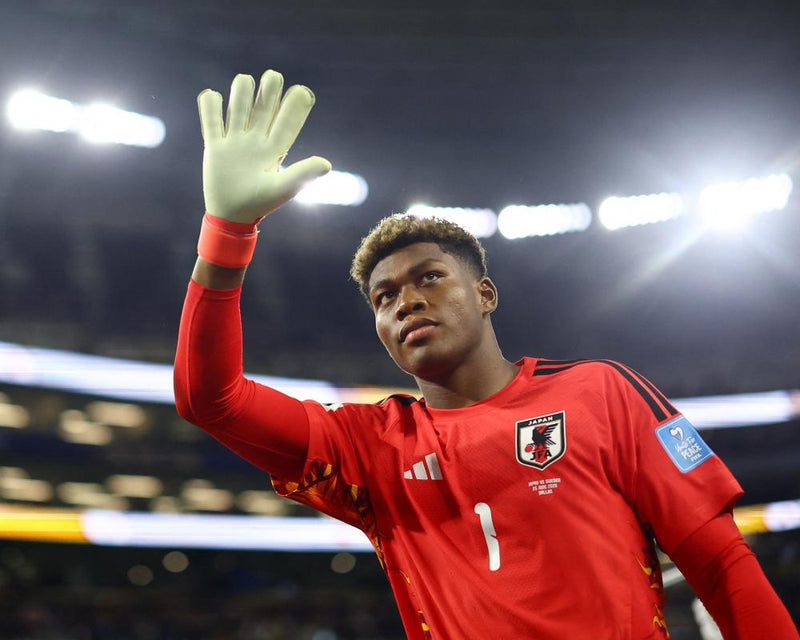 Zion Suzuki: The Japanese Goalkeeper to Replace Emiliano Martinez