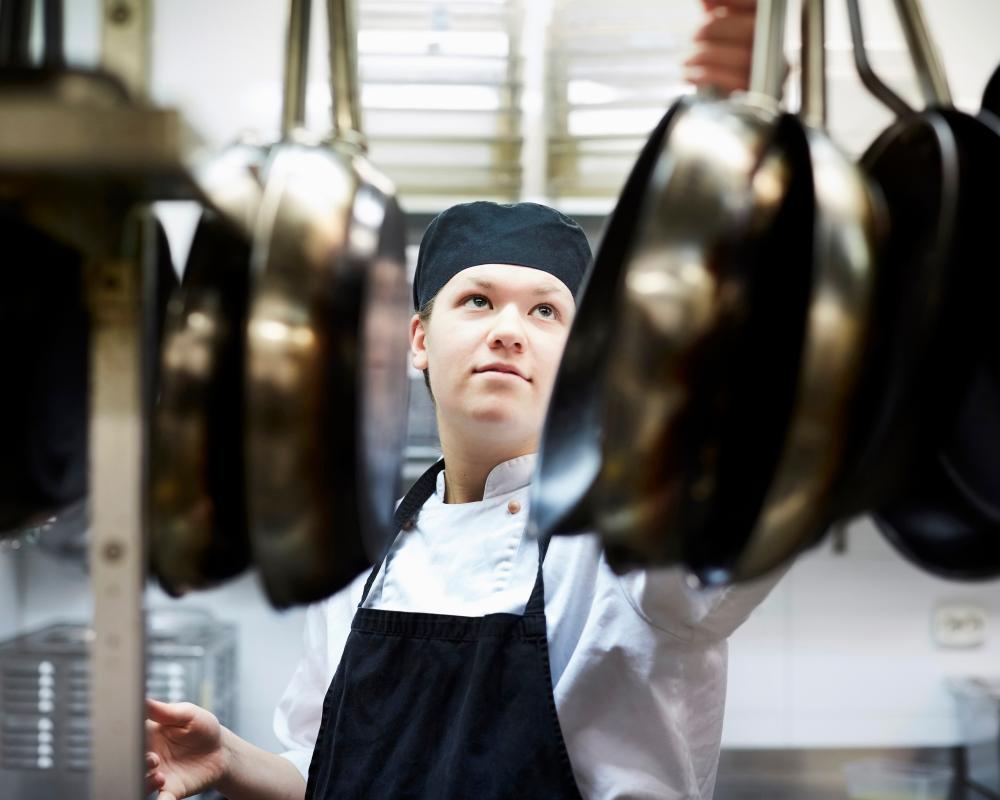 Perfect Pans: 15 Expert Tips for Choosing and Caring for Cookware