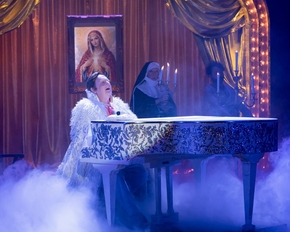 Simon Russell Beale's Liberace: A Life Force Too Great to Tame