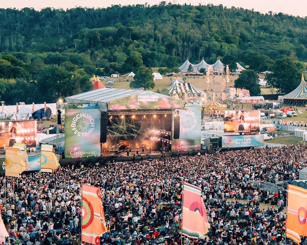 Tragic Sign Fall at Christian Festival in West Sussex Claims Life
