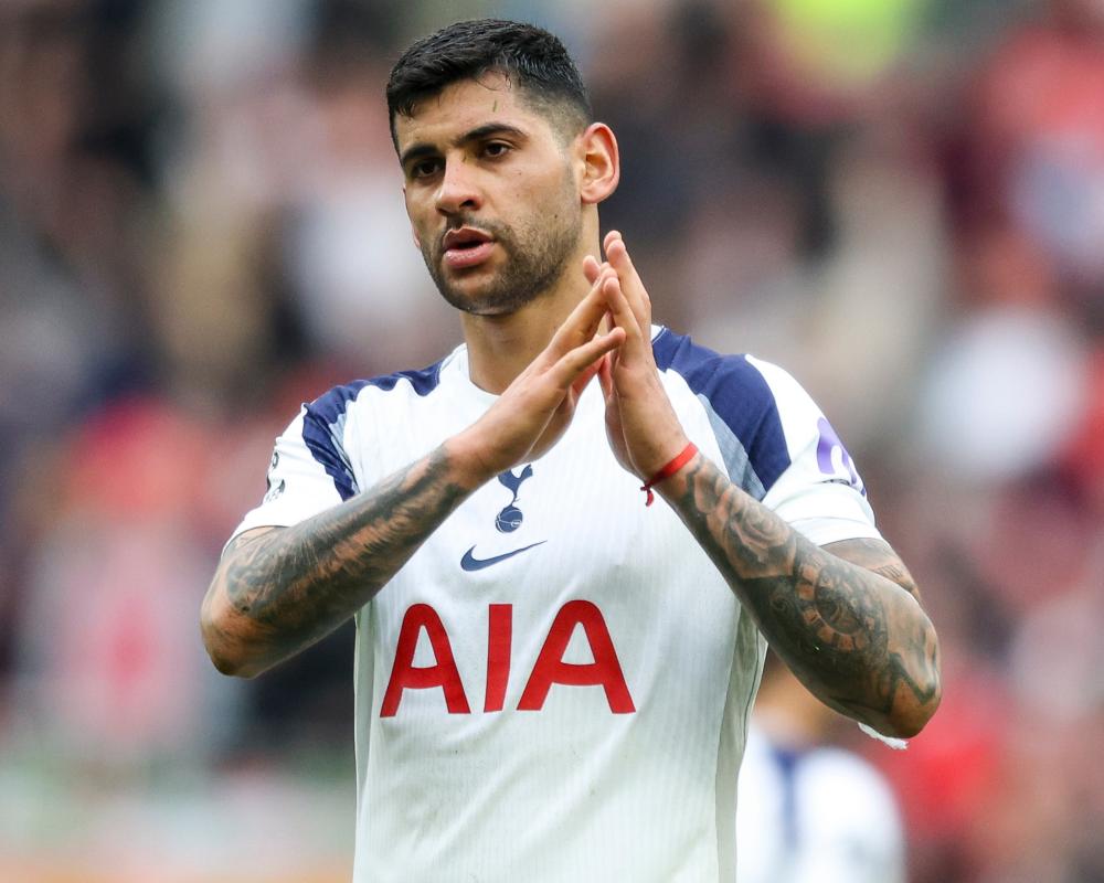 Tottenham and Atletico in Talks Over Romero, Van de Ven to Sign