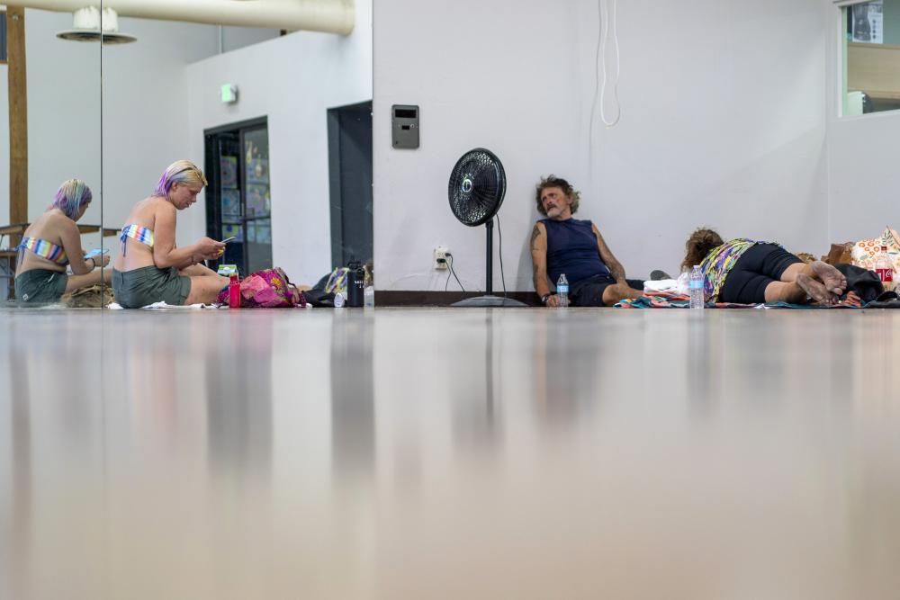 Cooling Centers Expand in US Cities but Struggle to Attract