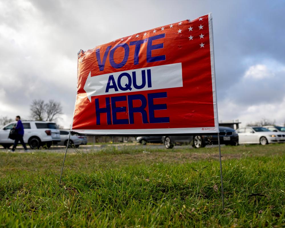 Texas Voter Registration Glitch Delays 600,000 Applications
