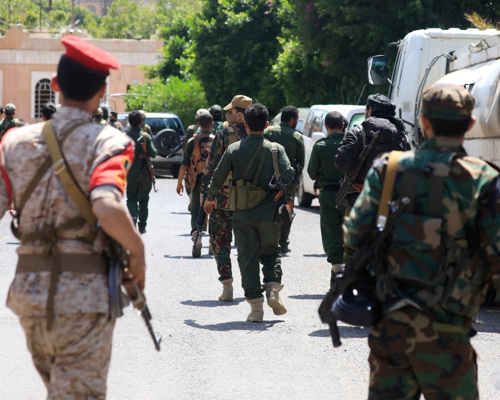 Houthi Offensive Threatens Global Energy Chokepoints