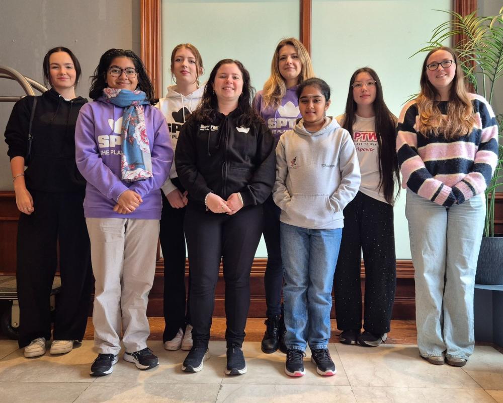 UK All-Female Chess Team Must Add Man After Promotion