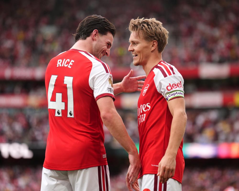 Ødegaard Fires Winner in Arsenal Comeback Victory over Chelsea