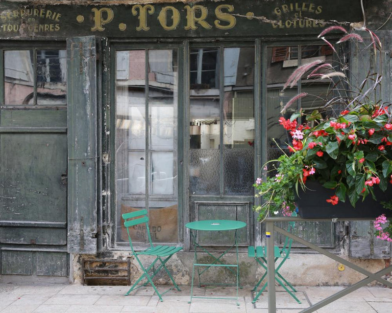 French Sunday and Italian Month Off: Work-Life Balance Lessons