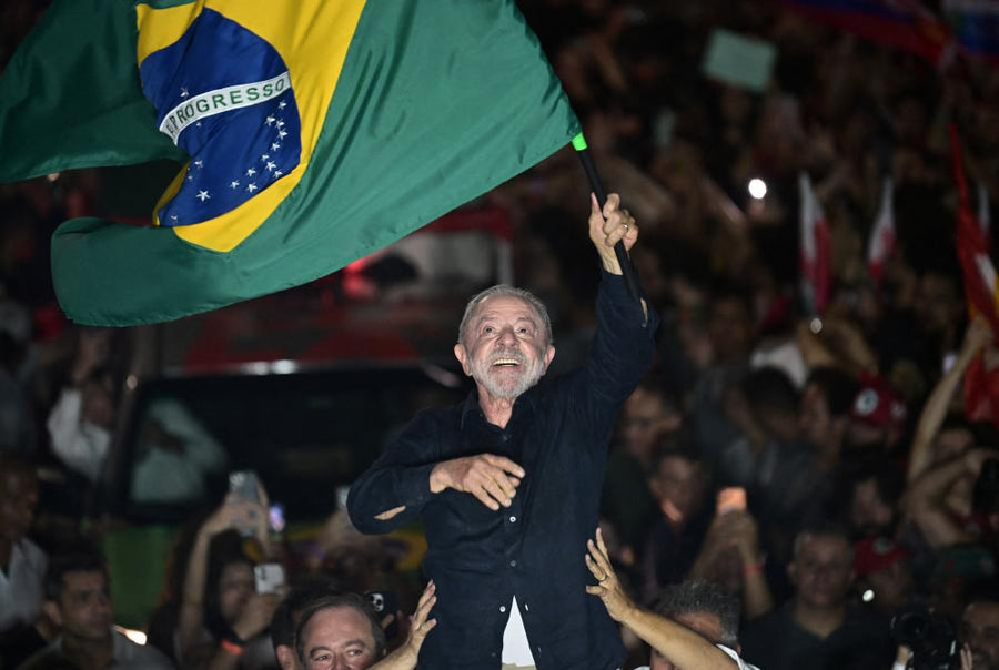 Lula Voters Push to Stop Far-Right Return in Brazil Runoff