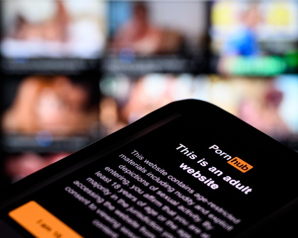Pornhub Returns to Australia After Age Verification Rules Enforced