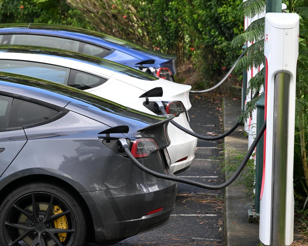 Australia EV Sales Surge: One Electric Car Sold Every 100 Seconds