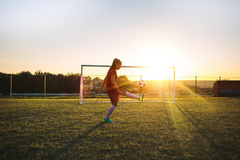Online School for Young Athletes and Actors: Balancing Careers