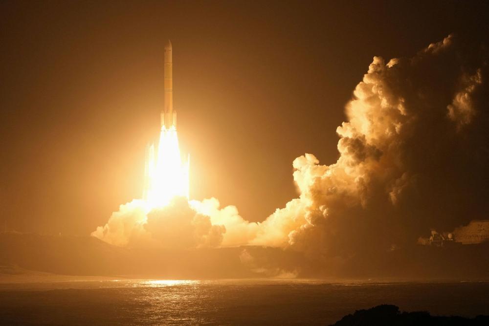Japan's Historic MMX Mission Launches to Collect Rocks