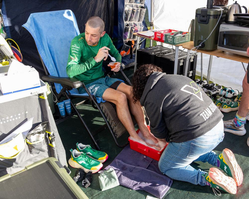 Ultrarunner Phil Gore's Leg Infection: 500ml of Pus Drained