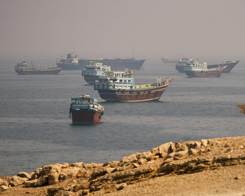 Iran Attacks US Bases: Oil Prices Surge Amid Strait of Hormuz Tensions