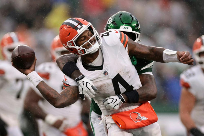 Deshaun Watson and Browns Still Haunted by Same Old Problems
