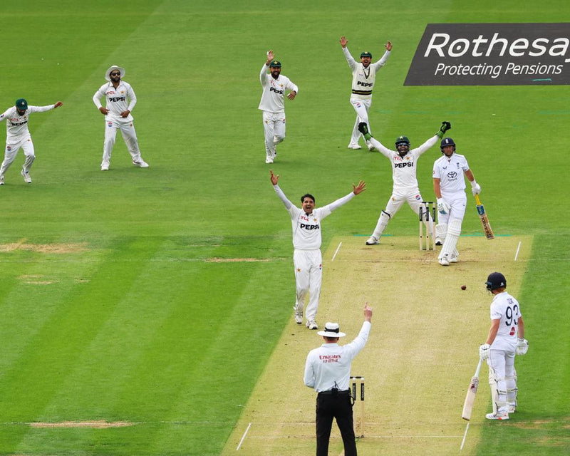 Mohammad Abbas Shines as Pakistan Fight Back