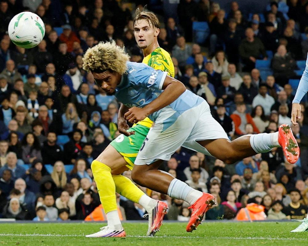 Floyd Samba Debut Double Fires Manchester City Past Norwich